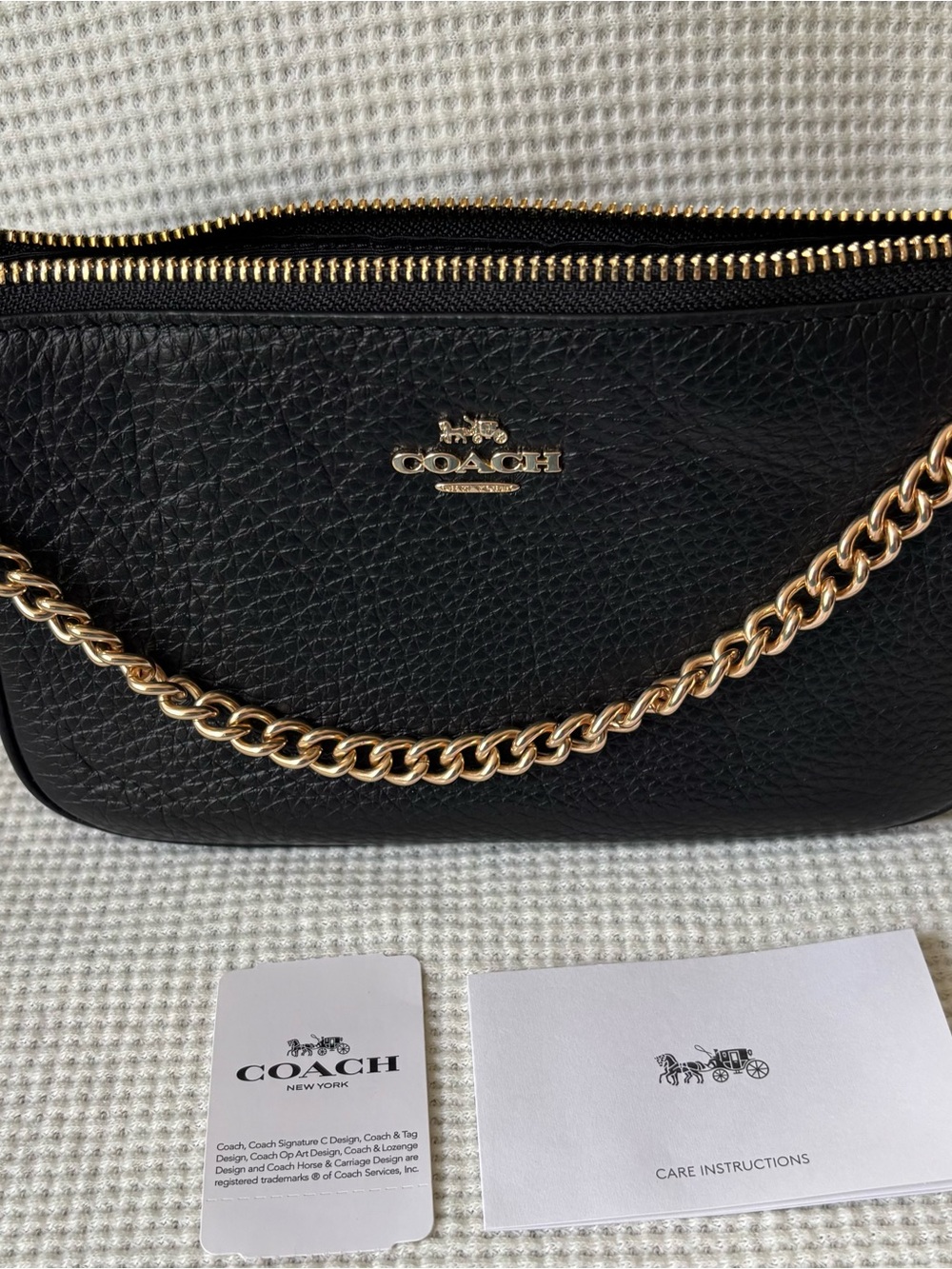 Coach Large wristlet  19 / handbag purse w tags black pebbled leather
Like new